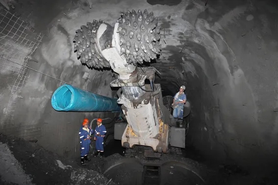 煤礦機械的(de)分類及細分設(shè)備都有哪些